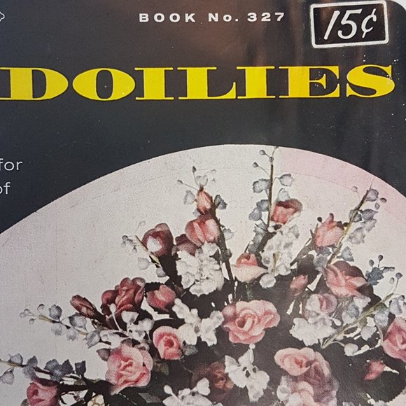 Vintage 1950s Coats & Clarks Ruffled Doilies Book 327 Crochet Craft Pattern Book - Picture 4 of 12